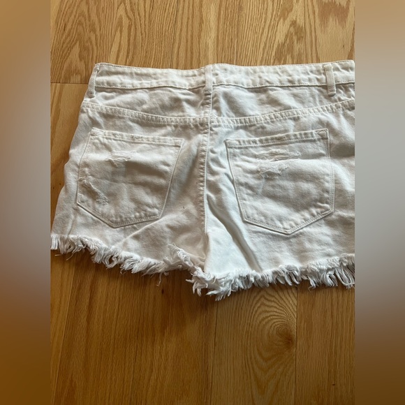 Forever 21 jean shorts - Picture 3 of 3